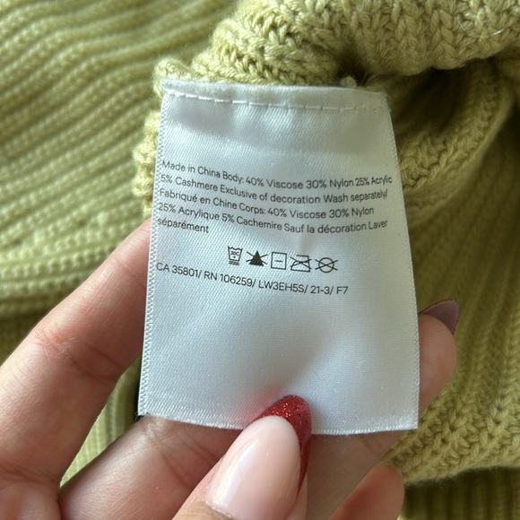 Lululemon Ribbed Turtleneck Sweater in Dew Green size XS/S - Picture 8 of 10